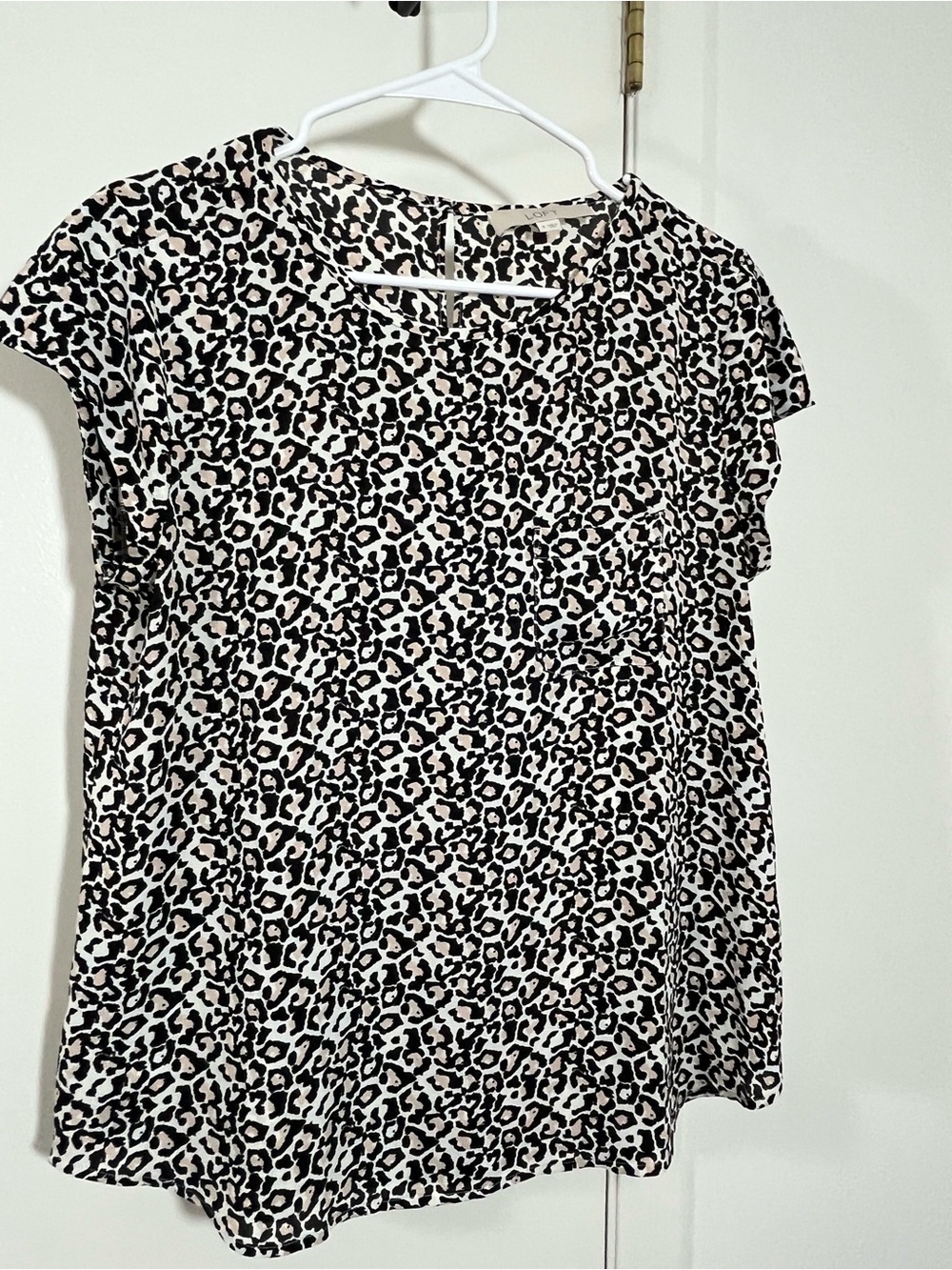 3 Tops: LOFT and Ann Taylor - Picture 6 of 12